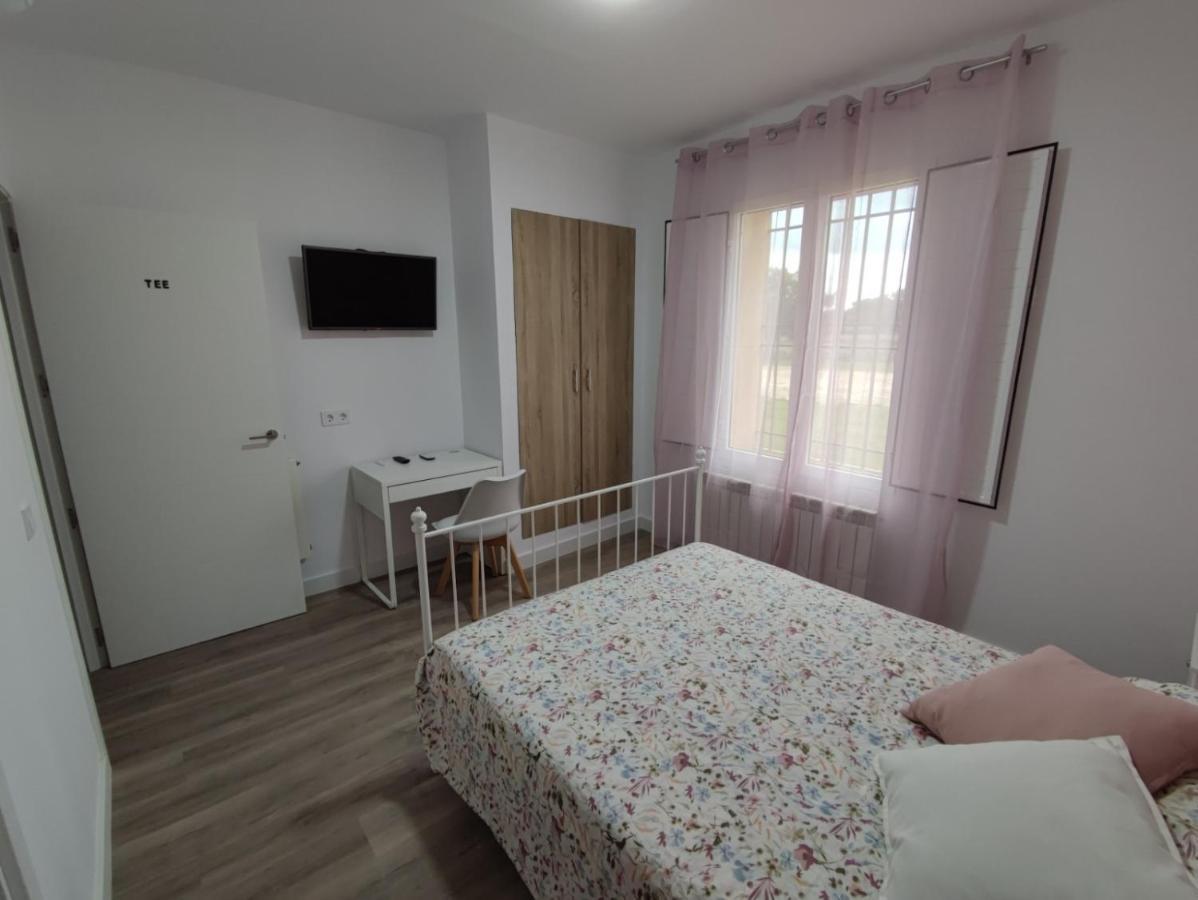 Rucanon 2 La Casa Del Campo 4 Estrellas, Piscina Y Golf Монтанчес Экстерьер фото